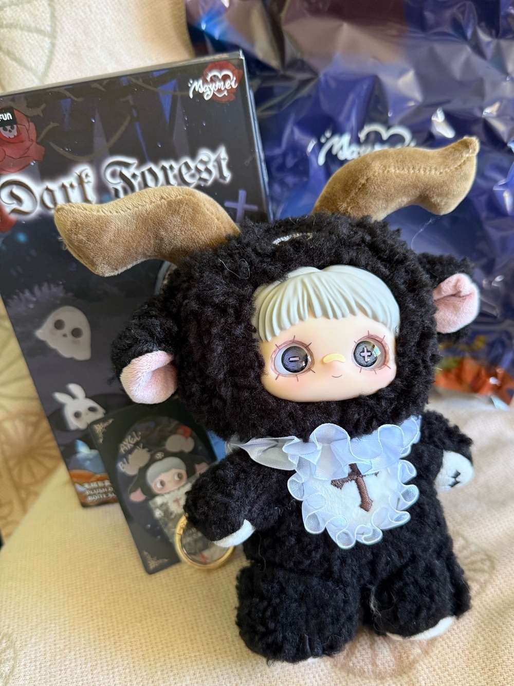 Axel Black - confirmed character in Maymei Dark Forest Blind Box Series
